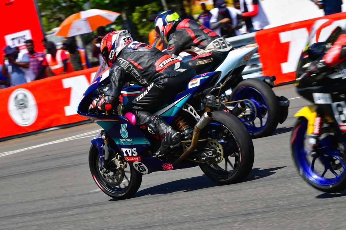 Motorcycle racing