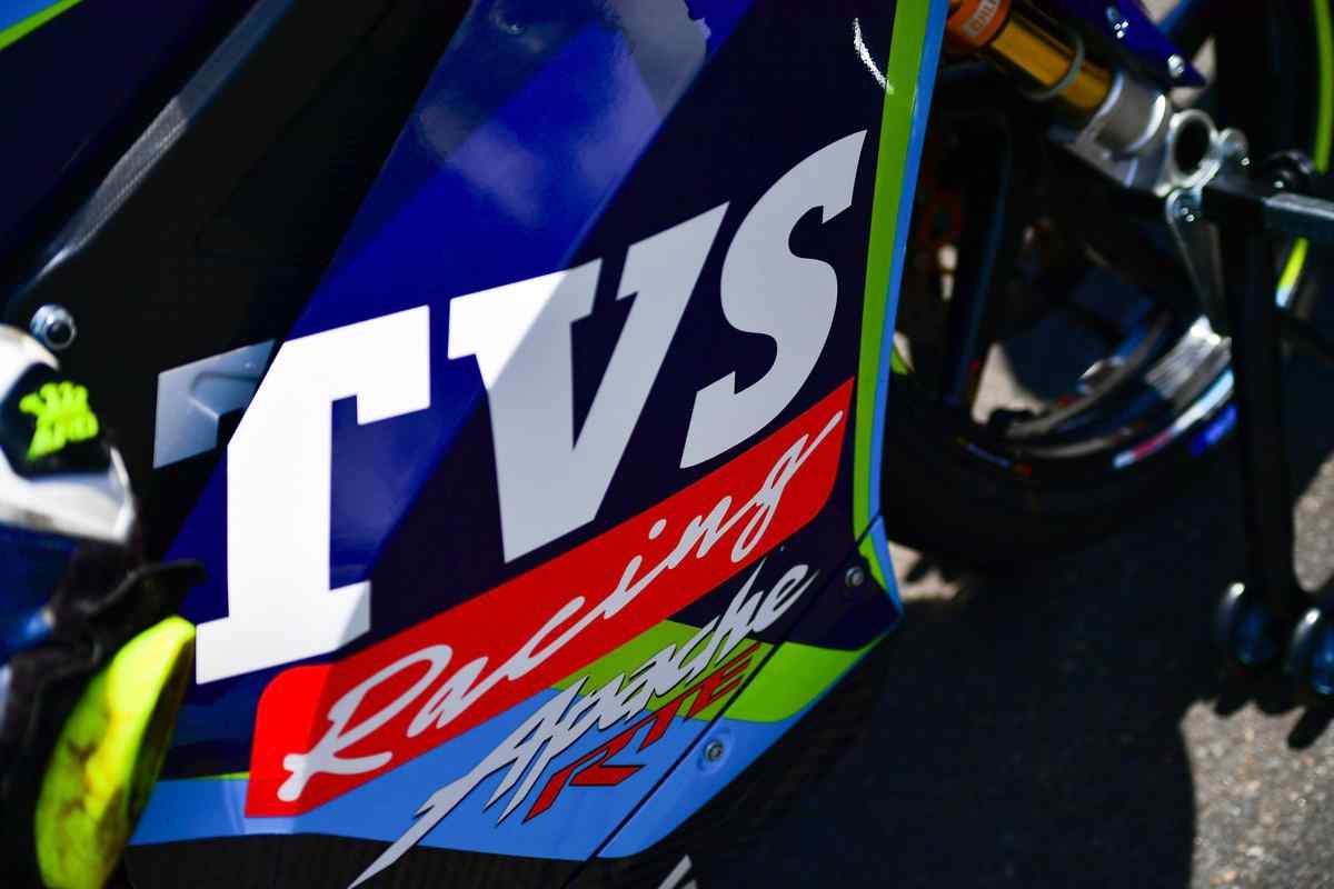 Motorcycle racing