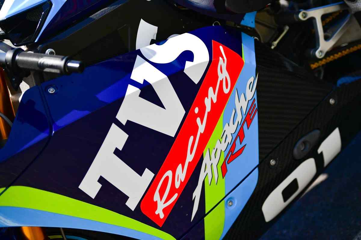 Motorcycle racing