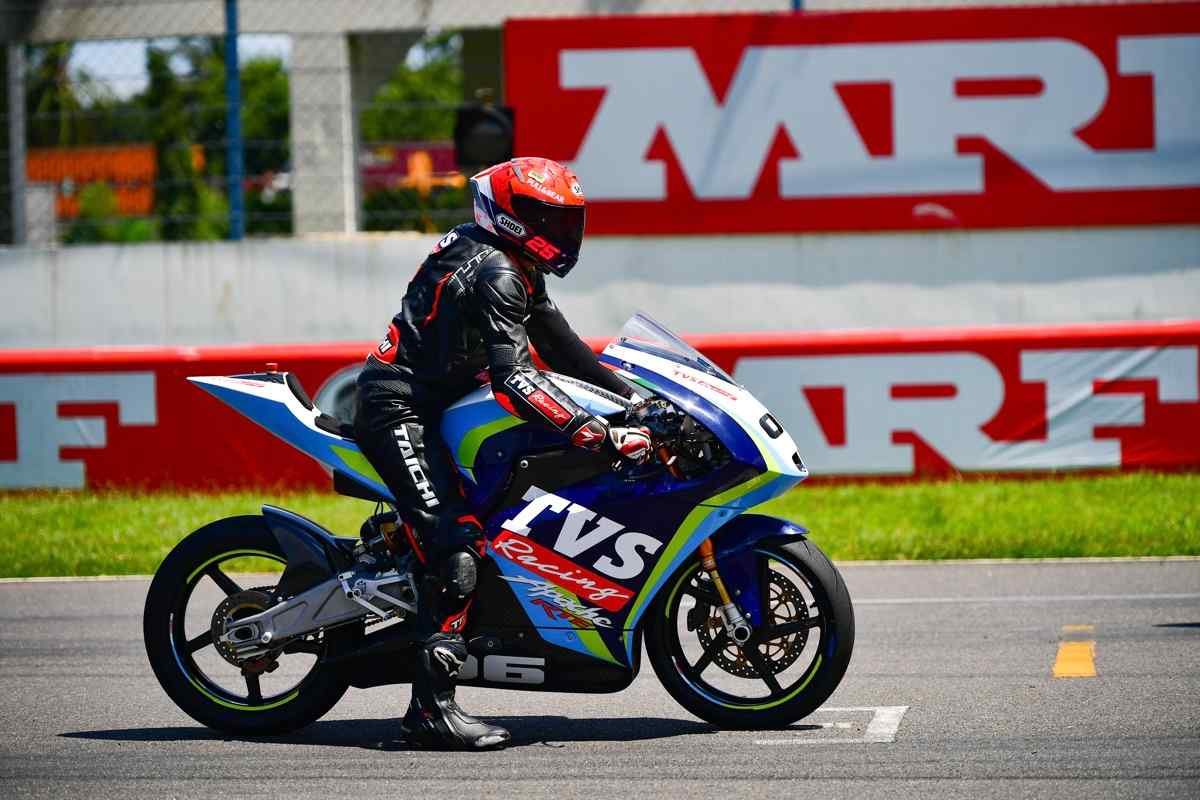 Motorcycle racing