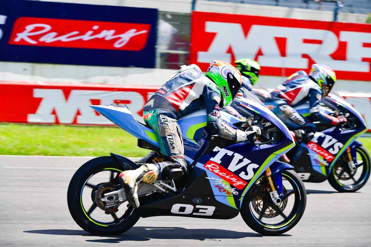 Motorcycle racing