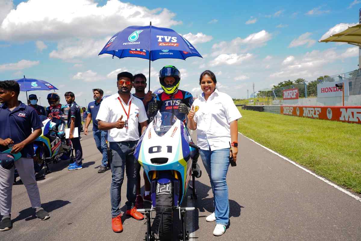 Motorcycle racing