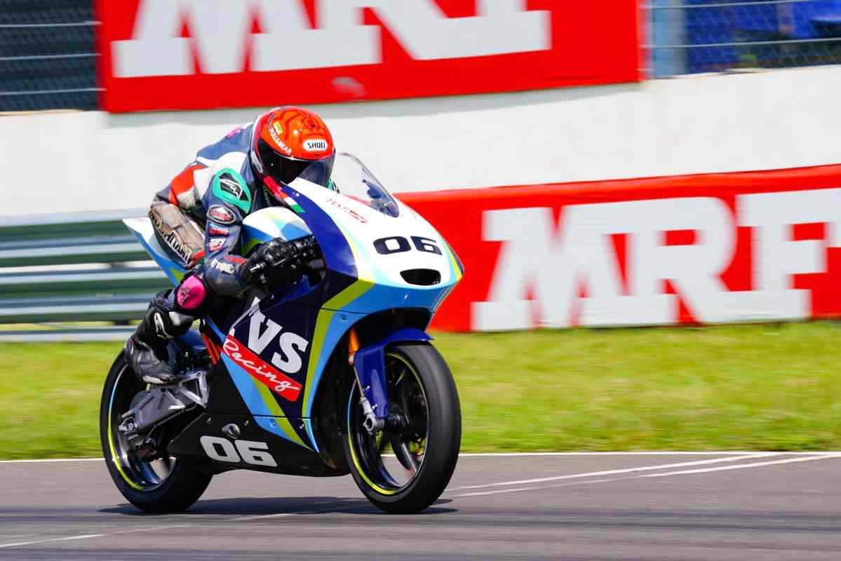 Motorcycle racing