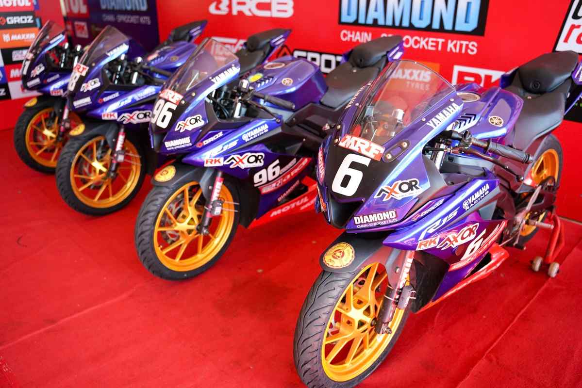 Motorcycle racing