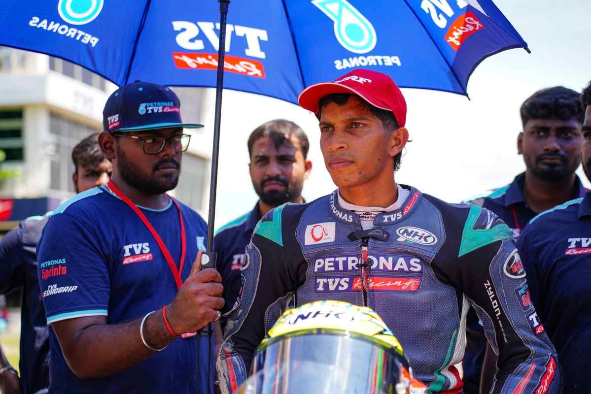 Motorcycle racing