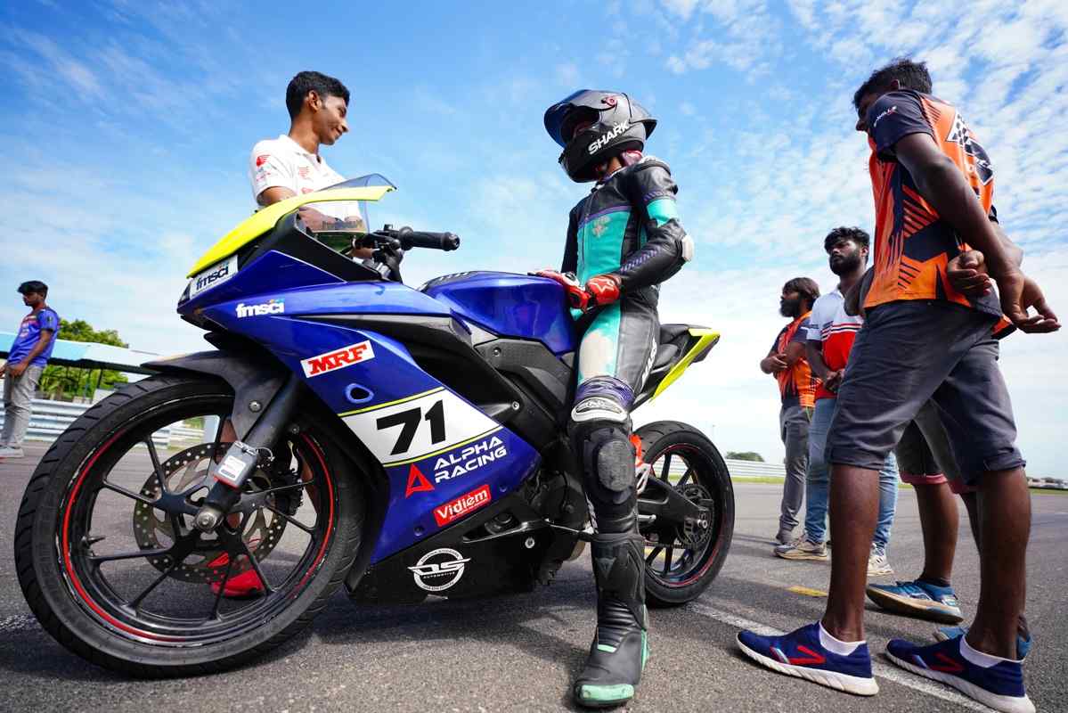 Motorcycle racing