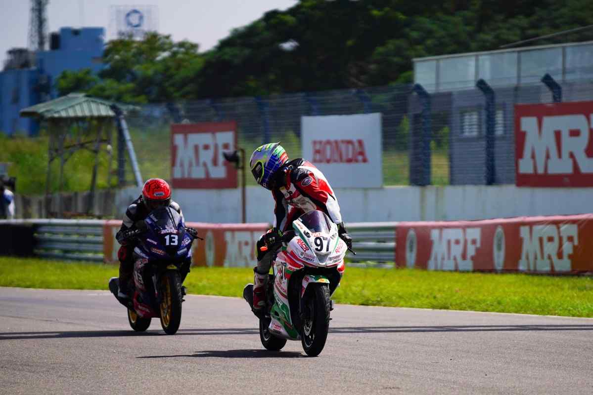 Motorcycle racing