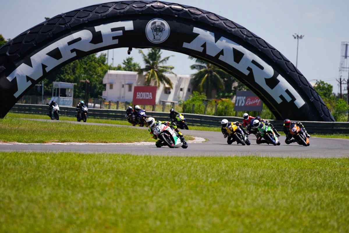 Motorcycle racing