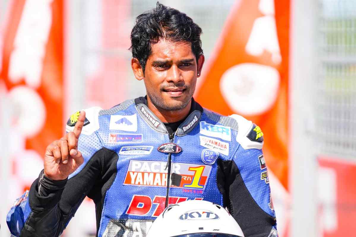 Motorcycle racing