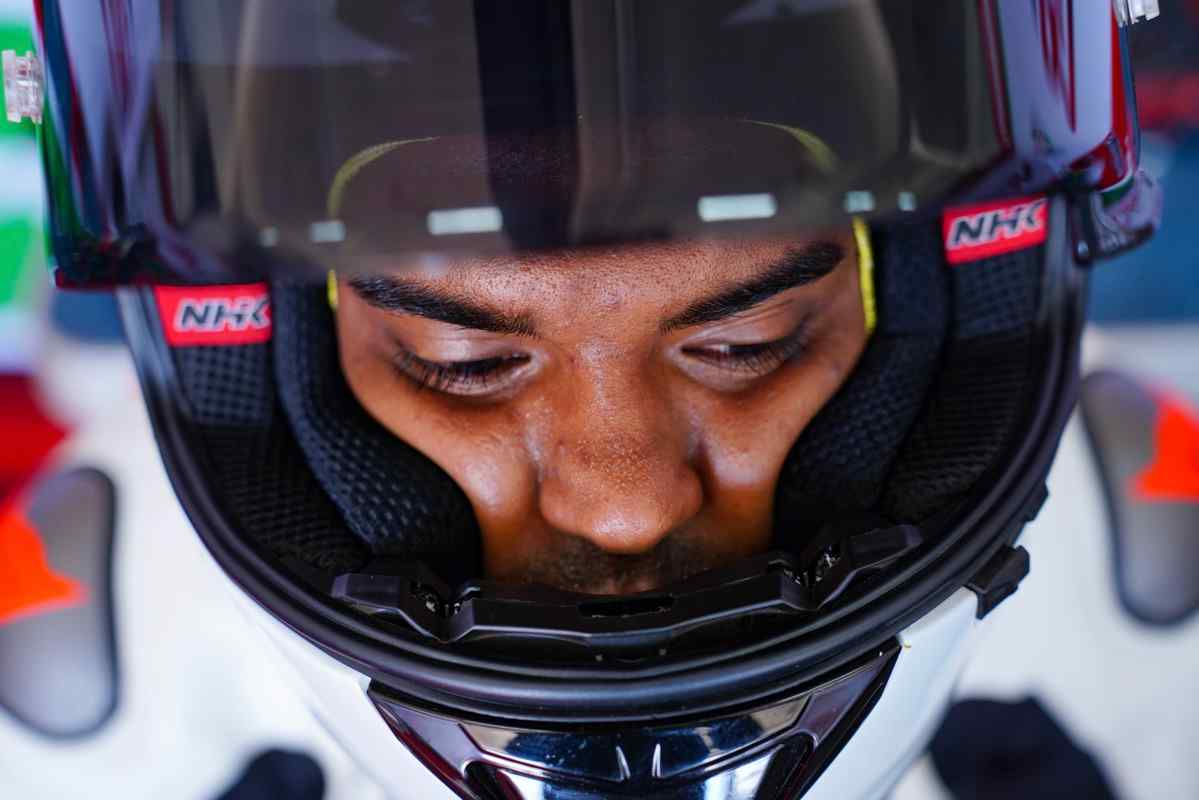 Motorcycle racing