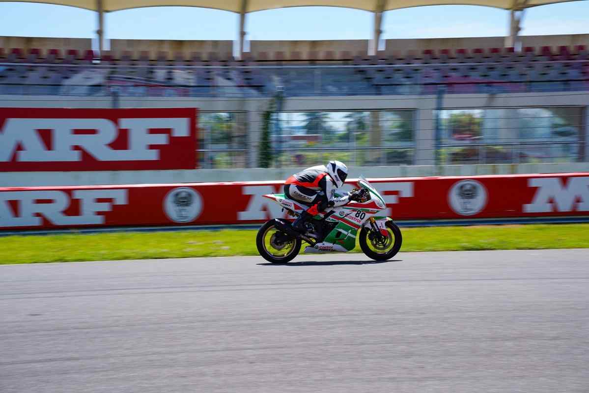 Motorcycle racing