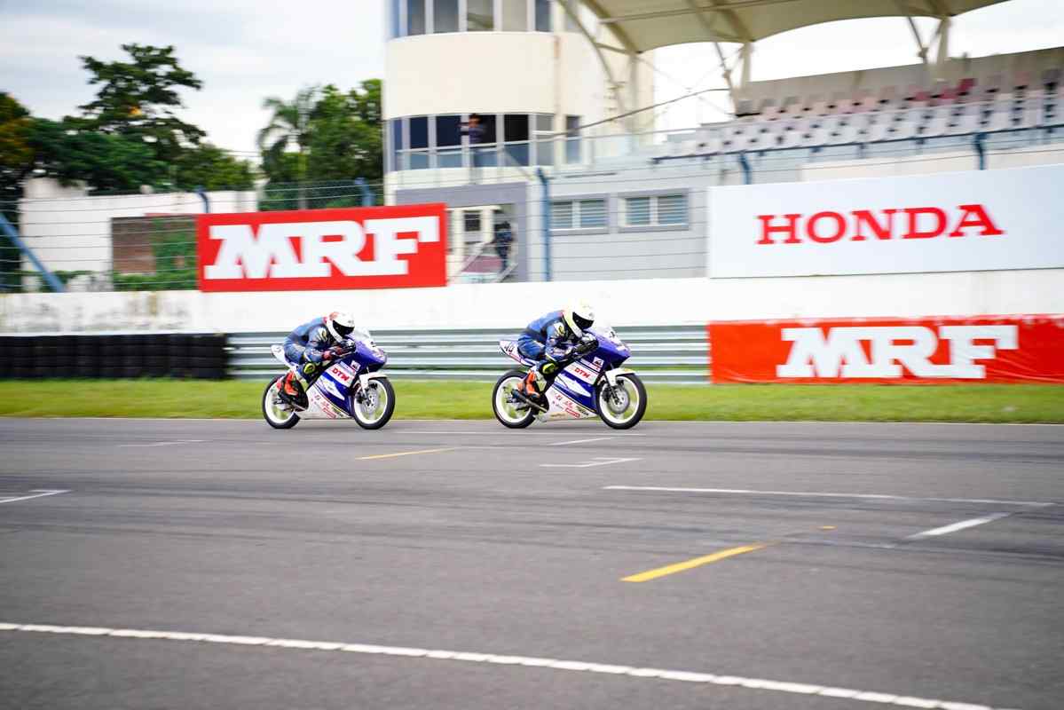 Motorcycle racing