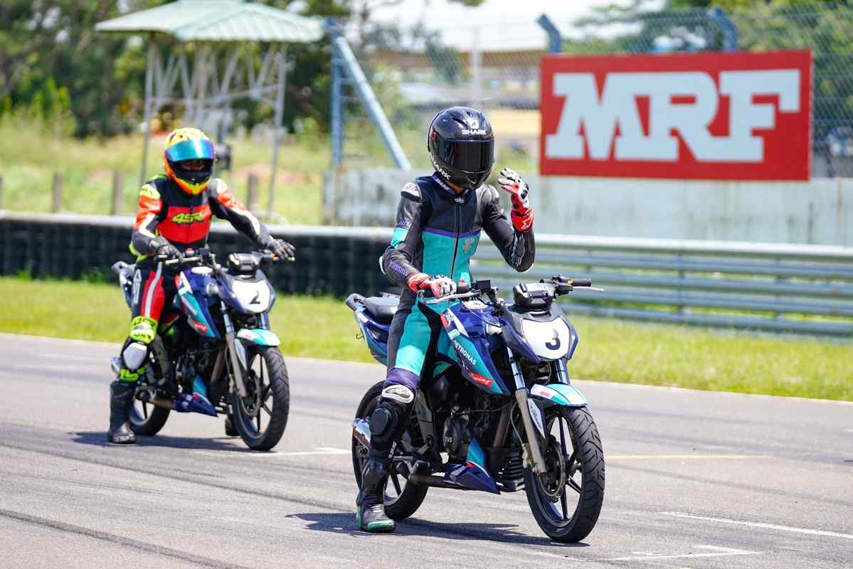 Motorcycle racing