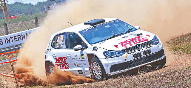 Karna Kadur lands the spoils; double delight for Tarushi Vikram