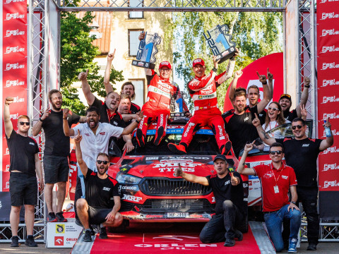 Cracking Season-opener